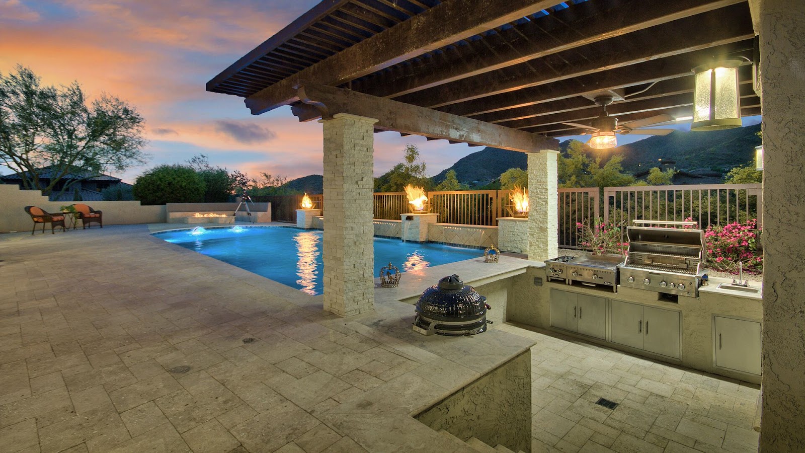 Modern Resort-Style Pool in Fountain Hills